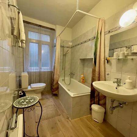 Gasthuis 1912 - Wooden - Old Town Locarno