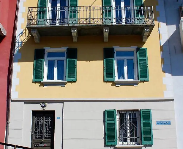 Πανσιόν 1912 - Wooden - Old Town Λοκάρνο