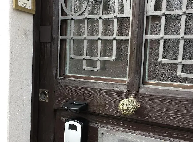 1912 - Wooden - Old Town 게스트하우스 3*