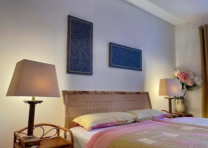 1912 - Wooden - Old Town